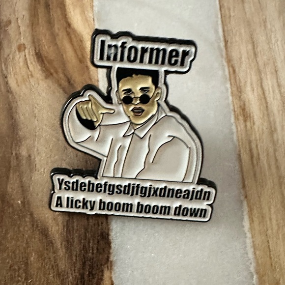 Canadian Rapper Snow, Informer Enamel Pin - Picture 2 of 7
